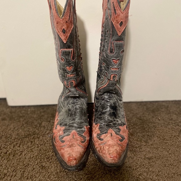 Corral Black and Red Heeled Boots - Picture 2 of 5